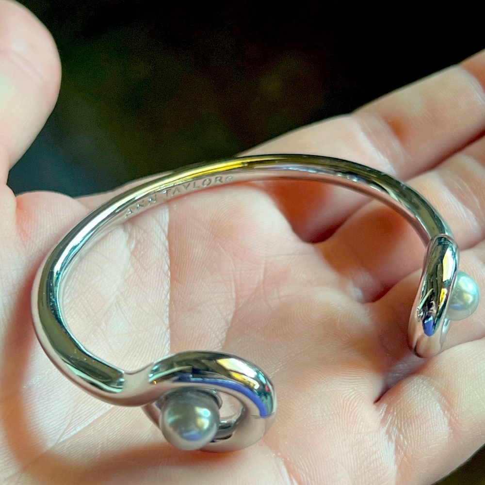 Ann Taylor silver and pearl bracelet